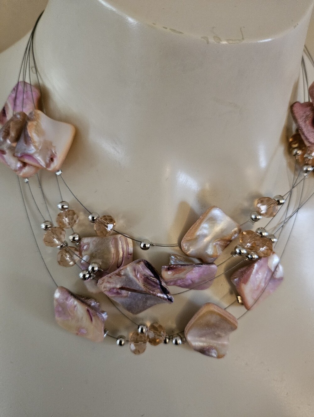 Multistrand Pink Shell Statement Necklace - Picture 2 of 12